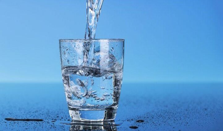 Wasser ist die Grundlage der Trinkernährung